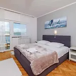 In 39264 Jadranovo